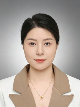 常艳